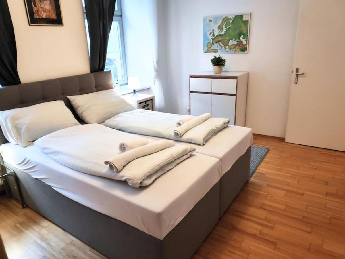 Nd Exquisites Wundervolles Ruhiges Terrassenapartment Mit Garage Vídeň Exteriér fotografie