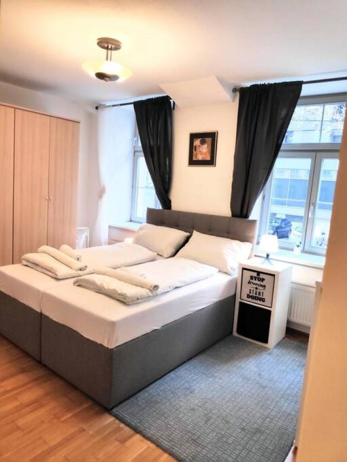 Nd Exquisites Wundervolles Ruhiges Terrassenapartment Mit Garage Vídeň Exteriér fotografie